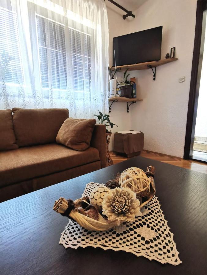 Apartman Pavelic Lovinac  Ngoại thất bức ảnh