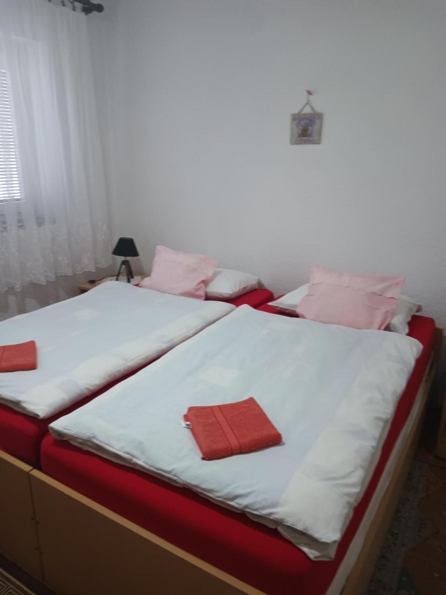 Apartman Pavelic Lovinac  Ngoại thất bức ảnh